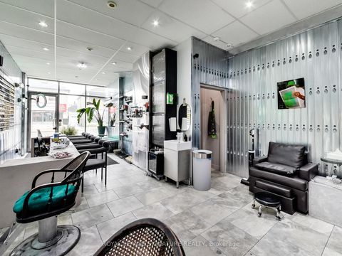 Photo 14 at 475D Rogers Road, Eglinton West, Toronto