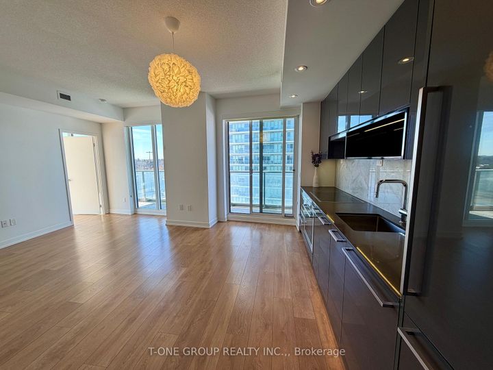 Photo 1 at 1103 - 117 Mcmahon Drive, Bayview Village, Toronto