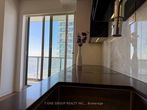 Photo 3 at 1103 - 117 Mcmahon Drive, Bayview Village, Toronto