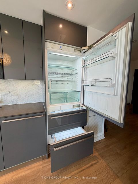 Photo 5 at 1103 - 117 Mcmahon Drive, Bayview Village, Toronto