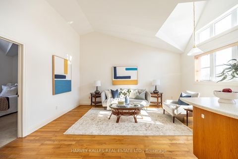 Photo 24 at 51 Shaftesbury Avenue, Moore Park, Toronto