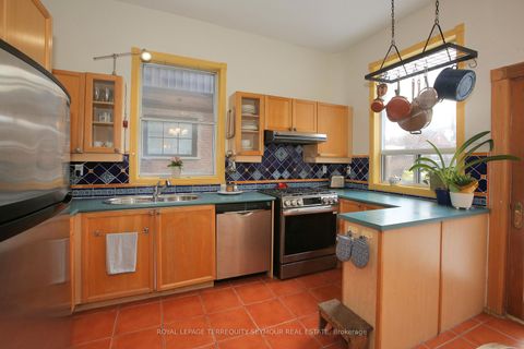 Photo 12 at 262 Concord Avenue, Little Italy, Toronto