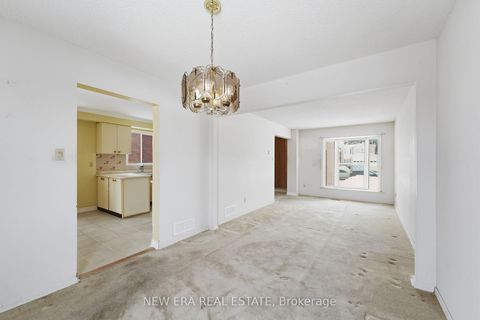 Photo 8 at 177 Bethany Leigh Drive, Agincourt North, Toronto