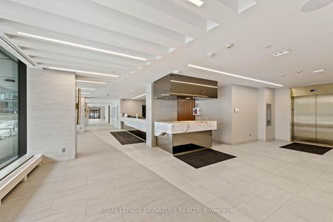 Photo 6 at 2007 - 6 Sonic Way, Flemingdon Park, Toronto