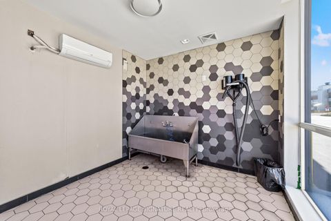 Photo 47 at 2007 - 6 Sonic Way, Flemingdon Park, Toronto