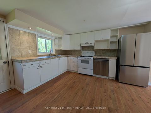 Photo 3 at 775 James Street, Alcona, Innisfil