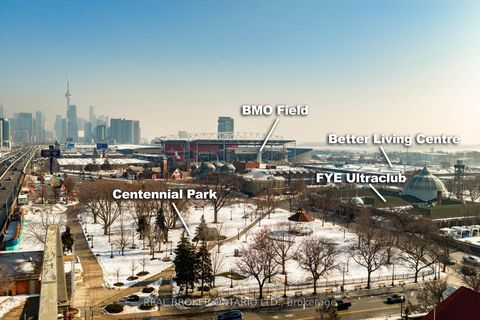 Photo 36 at 8 Springhurst Avenue, South Parkdale, Toronto