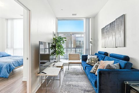 Photo 9 at 201 - 60 Honeycrisp Crescent, Vaughan Corporate Centre, Vaughan