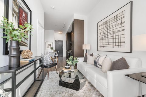 Photo 17 at 223 - 60 Honeycrisp Crescent, Vaughan Corporate Centre, Vaughan