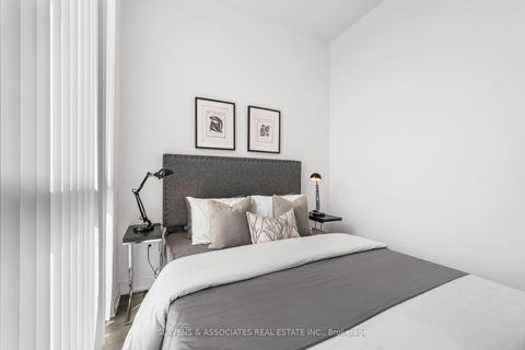 Photo 20 at 223 - 60 Honeycrisp Crescent, Vaughan Corporate Centre, Vaughan