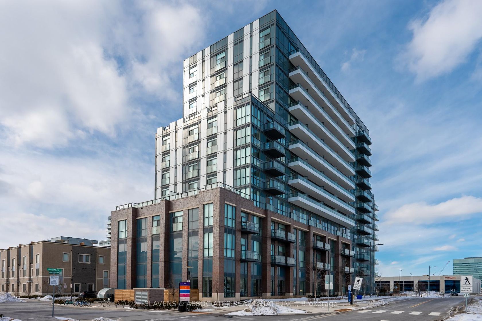 223 - 60 Honeycrisp Crescent, Vaughan Corporate Centre, Vaughan photo number 2