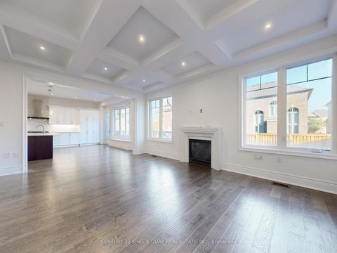 Photo 3 at 41 Torrey Pines Road, Kleinburg, Vaughan