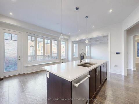 Photo 6 at 41 Torrey Pines Road, Kleinburg, Vaughan