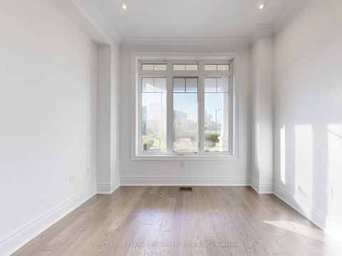 Photo 15 at 41 Torrey Pines Road, Kleinburg, Vaughan