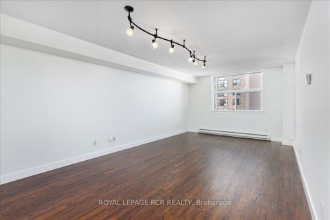 Photo 18 at 508 - 260 Davis Drive, Central Newmarket, Newmarket