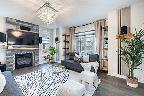 Photo 5 at 13 ARKSEY Street, Rural Whitby, Whitby