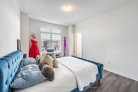 Photo 18 at 13 ARKSEY Street, Rural Whitby, Whitby