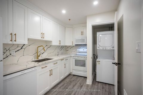 Photo 22 at 13 ARKSEY Street, Rural Whitby, Whitby