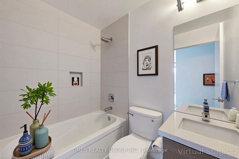 Photo 6 at 1002 - 8 Eglinton Avenue E, Mount Pleasant West, Toronto