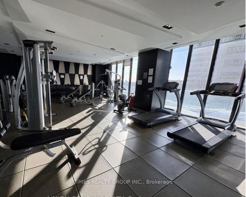 Photo 13 at 1002 - 8 Eglinton Avenue E, Mount Pleasant West, Toronto