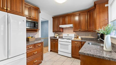 Photo 7 at 398 Allgood Street, Crosby, Richmond Hill