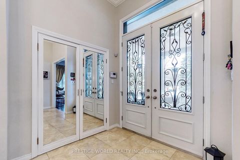 Photo 21 at 3 Nomad Crescent, Don Mills, Toronto