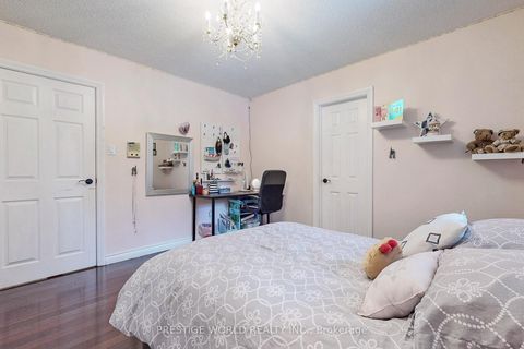 Photo 28 at 3 Nomad Crescent, Don Mills, Toronto