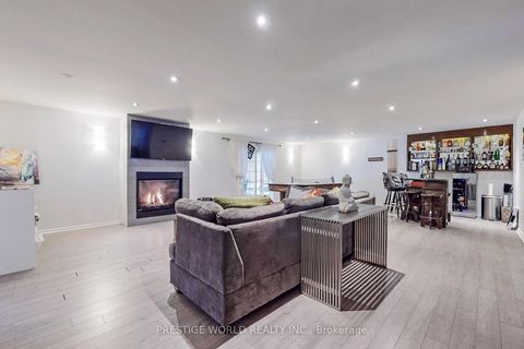 Photo 32 at 3 Nomad Crescent, Don Mills, Toronto