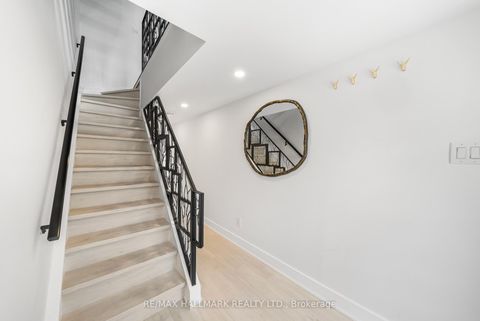 Photo 2 at 9 Douville Court, Waterfront Communities C8, Toronto