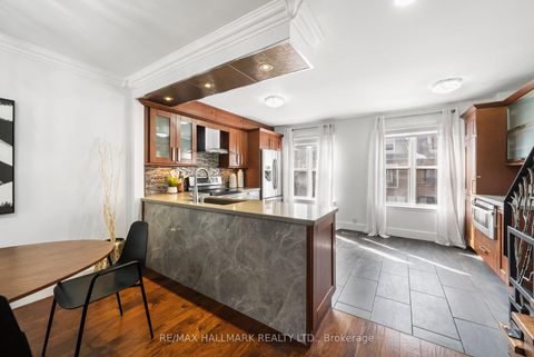 Photo 10 at 9 Douville Court, Waterfront Communities C8, Toronto