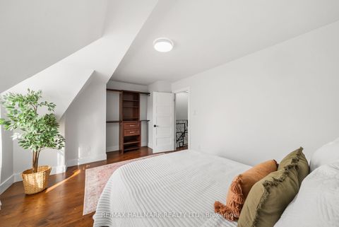 Photo 18 at 9 Douville Court, Waterfront Communities C8, Toronto