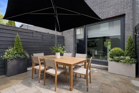 Photo 11 at 258 Manning Avenue, Bellwoods, Toronto