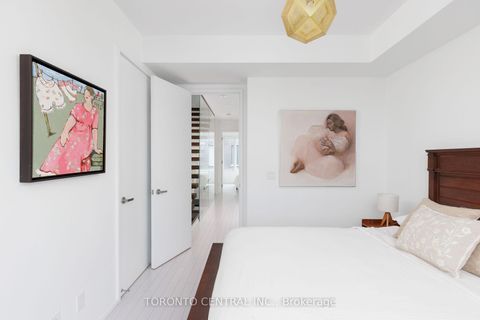 Photo 18 at 258 Manning Avenue, Bellwoods, Toronto