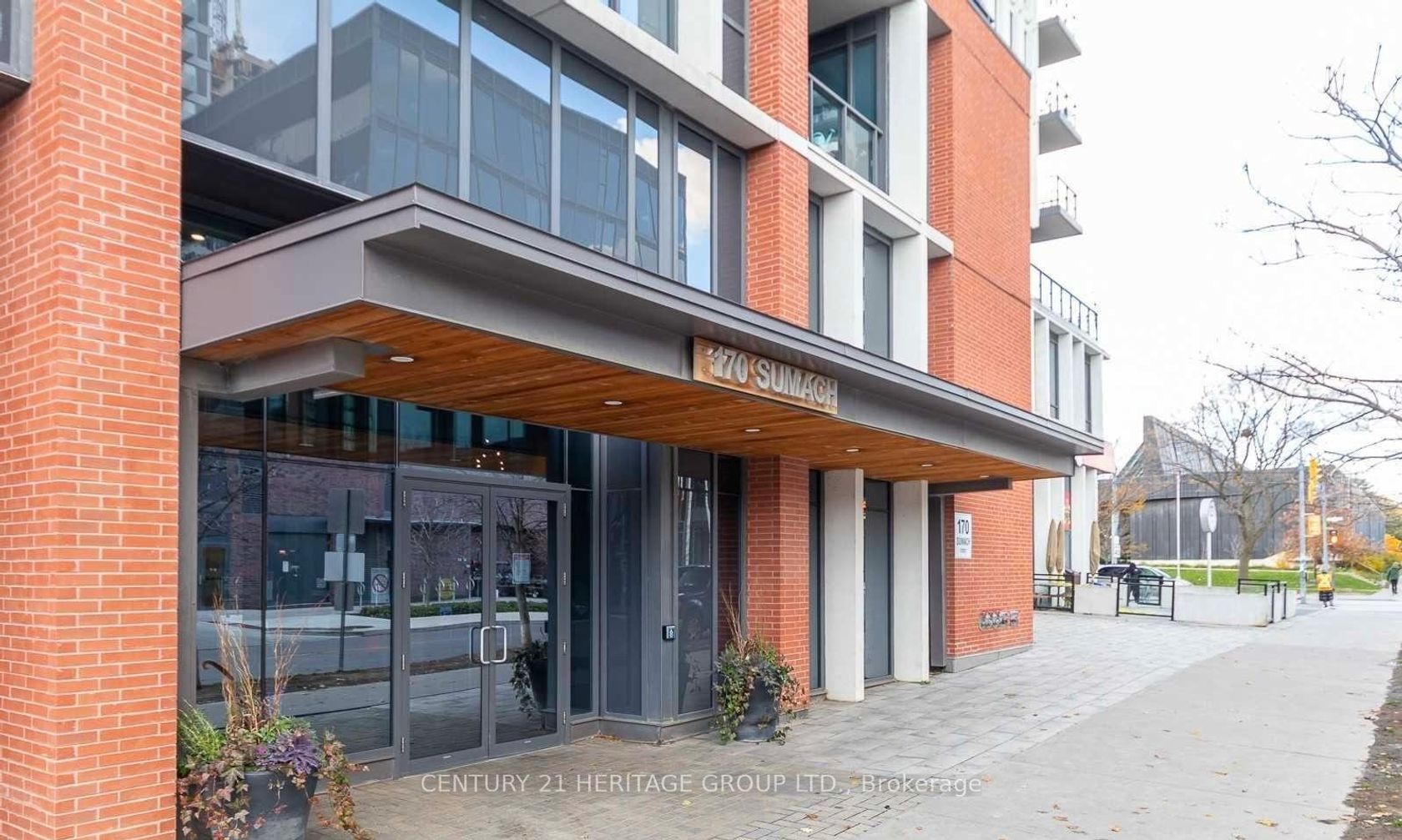 2107 - 170 Sumach Street, Regent Park, Toronto by Loree Meneguzzi Real Estate 2107 - 170 Sumach Street, Regent Park, Toronto