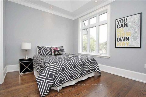 Photo 12 at 112 Alfred Avenue, Willowdale East, Toronto