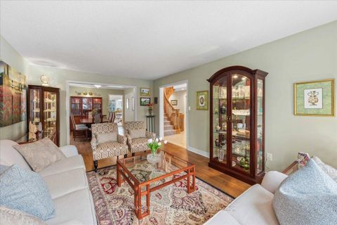 Photo 10 at 209 Ellerslie Avenue, Willowdale West, Toronto