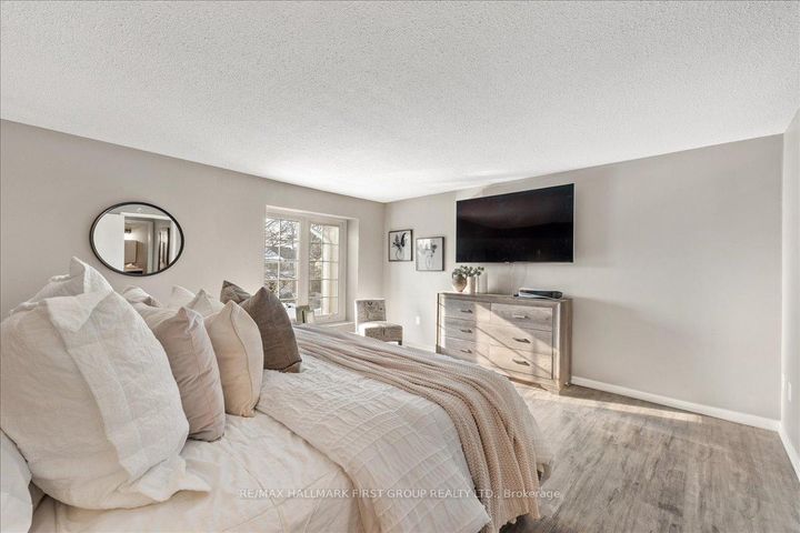 Photo 17 at 1793 Walnut Lane, Liverpool, Pickering