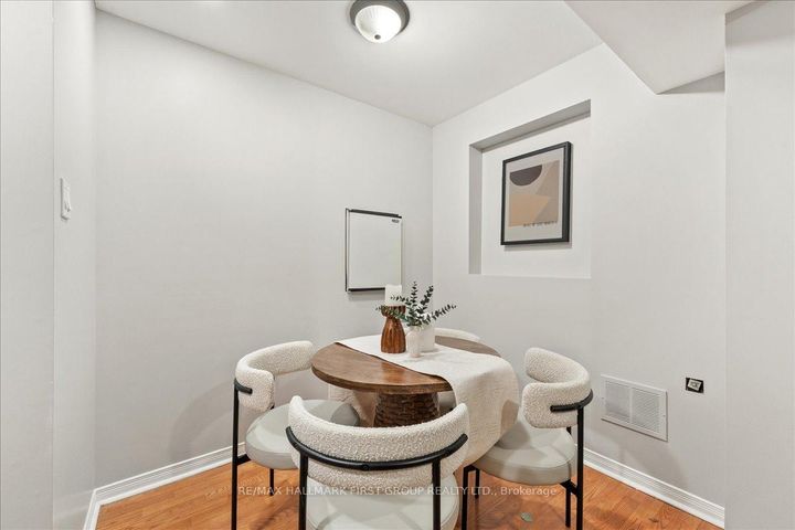 Photo 27 at 1793 Walnut Lane, Liverpool, Pickering