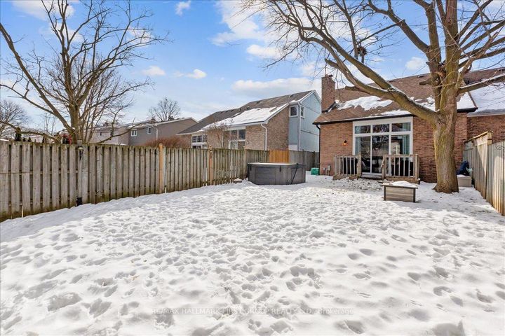 Photo 31 at 1793 Walnut Lane, Liverpool, Pickering