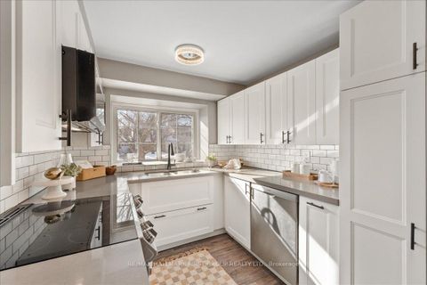 Photo 4 at 1793 Walnut Lane, Liverpool, Pickering