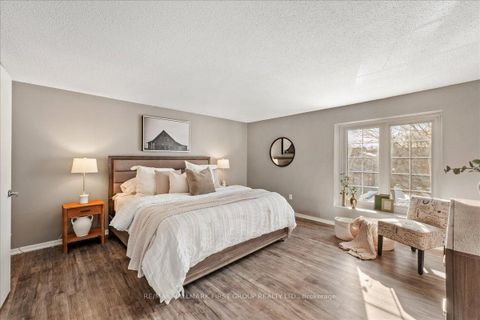 Photo 14 at 1793 Walnut Lane, Liverpool, Pickering