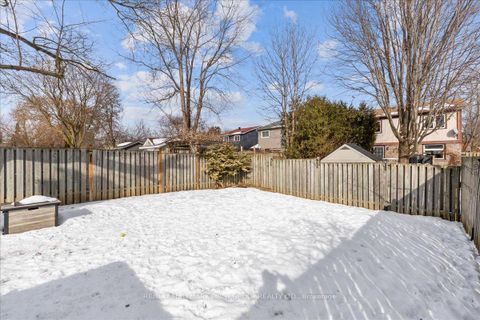 Photo 30 at 1793 Walnut Lane, Liverpool, Pickering