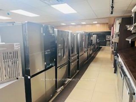 Photo 3 at 46-47 - 1770 Albion Road, Clairville, Toronto