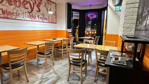 Photo 1 at 118 John Street W, Waterfront Communities C1, Toronto