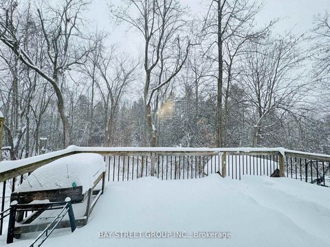 Photo 4 at 28 Shalom Way, Painswick South, Barrie