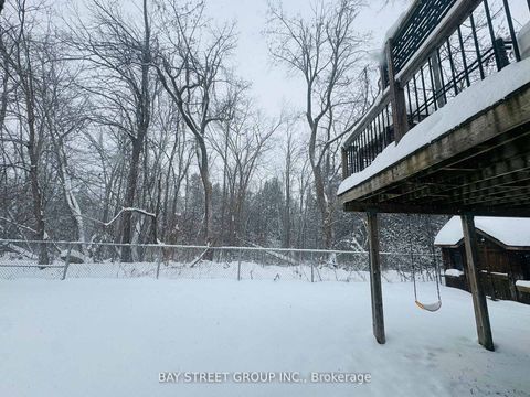 Photo 34 at 28 Shalom Way, Painswick South, Barrie