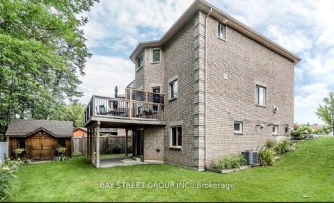 Photo 41 at 28 Shalom Way, Painswick South, Barrie