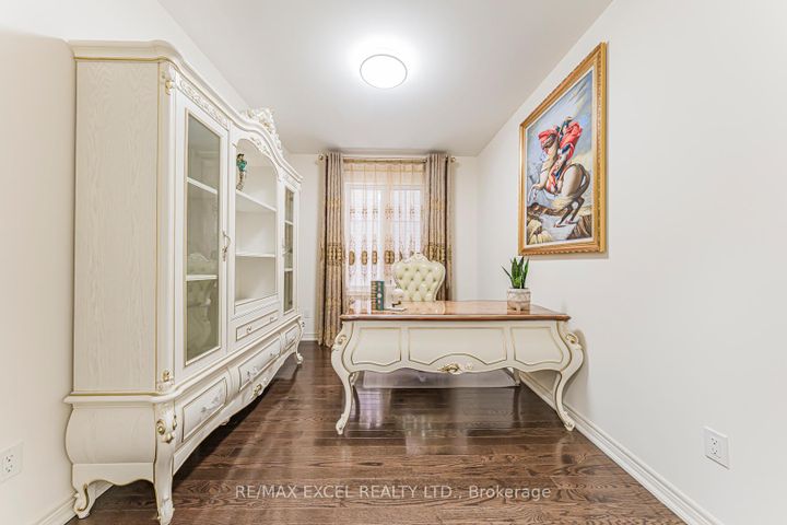 Photo 16 at 83 Baldry Avenue, Patterson, Vaughan