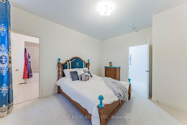 Photo 30 at 83 Baldry Avenue, Patterson, Vaughan