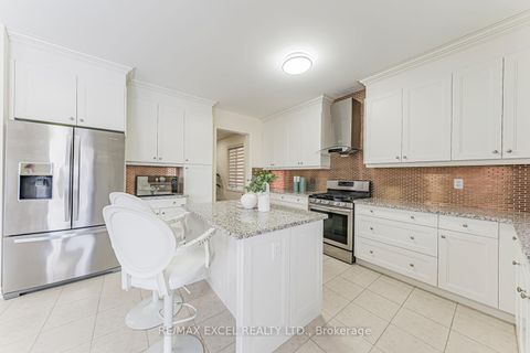 Photo 13 at 83 Baldry Avenue, Patterson, Vaughan